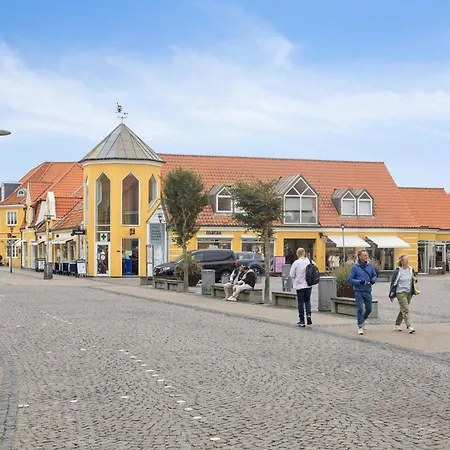 Lovely In The Heart Of Skagen Town * Tårs